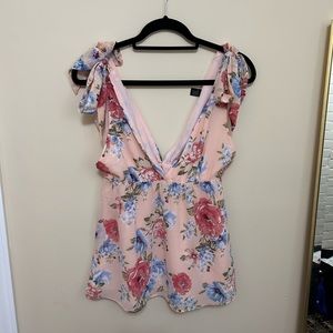 V neck babydoll top floral